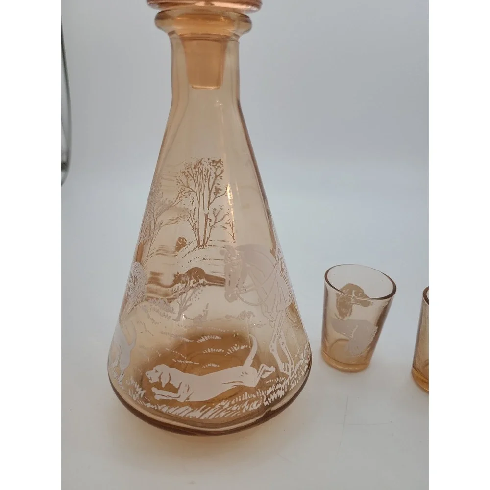 Vintage Amber Decanter With 3 Shot Glasses, Hunting Scene. Made In France